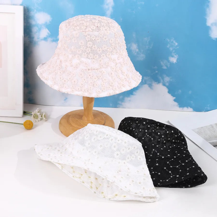 Women's Casual Japanese Style Korean Style Daisy Embroidery Hollow Out Wide Eaves Bucket Hat