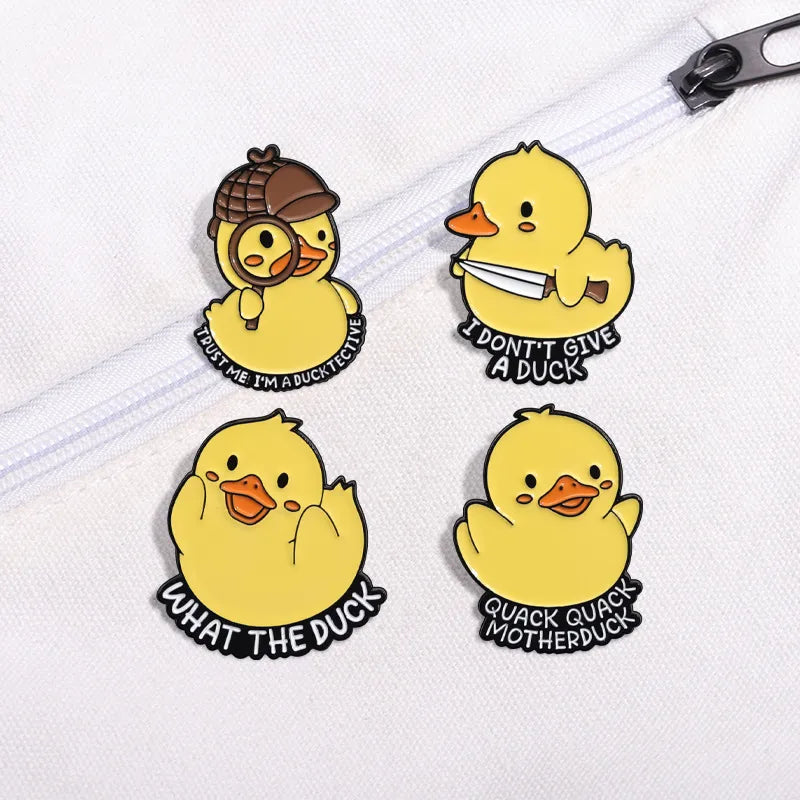Cute Little Yellow Duck Brooch Pin Cartoon Personality Bag Charm Creative Decorations Zinc Alloy Letter Pattern Unisex Pins