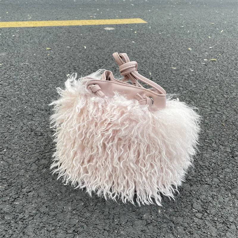 women's medium all seasons plush basic bucket bag
