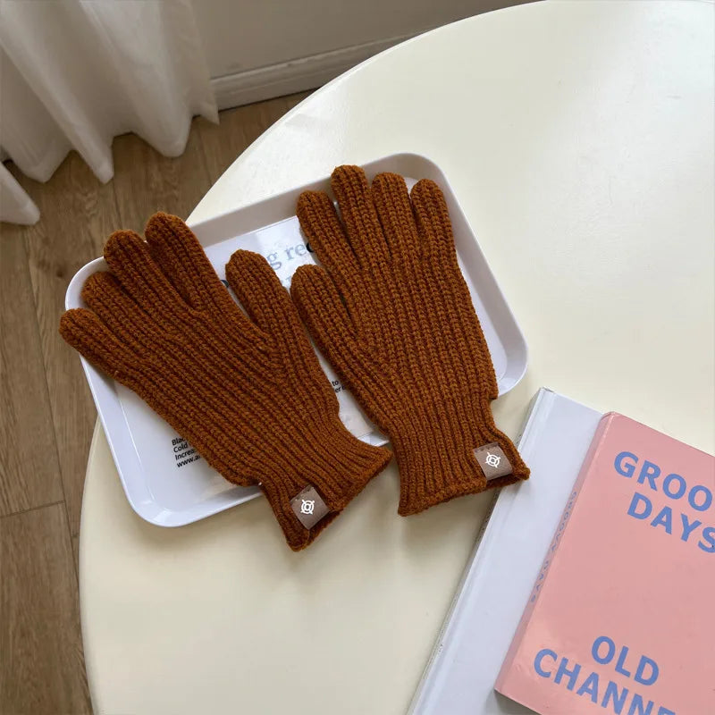 women's simple style solid color gloves 1 set