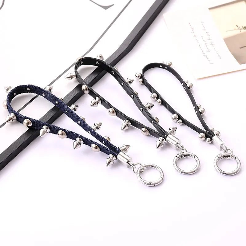 1 Piece Retro Classic Style Rivet Pu Leather Mobile Phone Chain