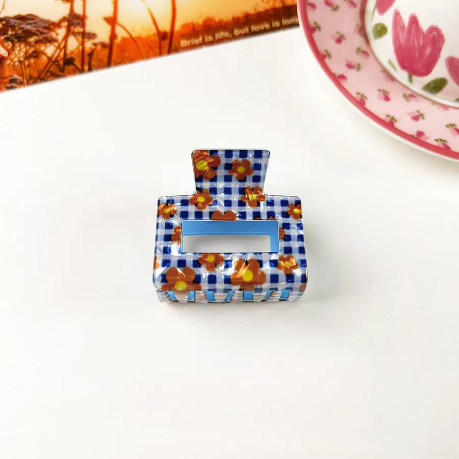 Retro PVC Floral Print Hair Claw New Elegance High-End Feeling Bun Shark Clip Small Flower Hair Clip Hair Accessories