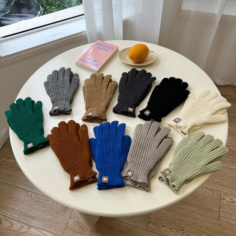 women's simple style solid color gloves 1 set