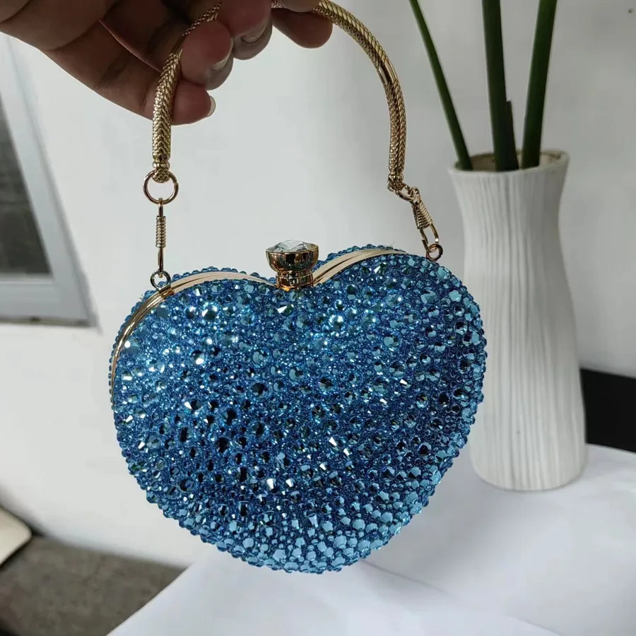 Women's Small Arylic Solid Color Elegant Classic Style Heart-shaped Hook Loop Evening Bag