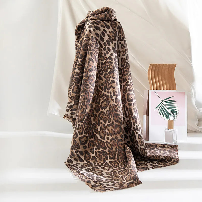 new fashion leopard print cashmere scarf women's  commuter printed warm cold-proof scarf wholesale