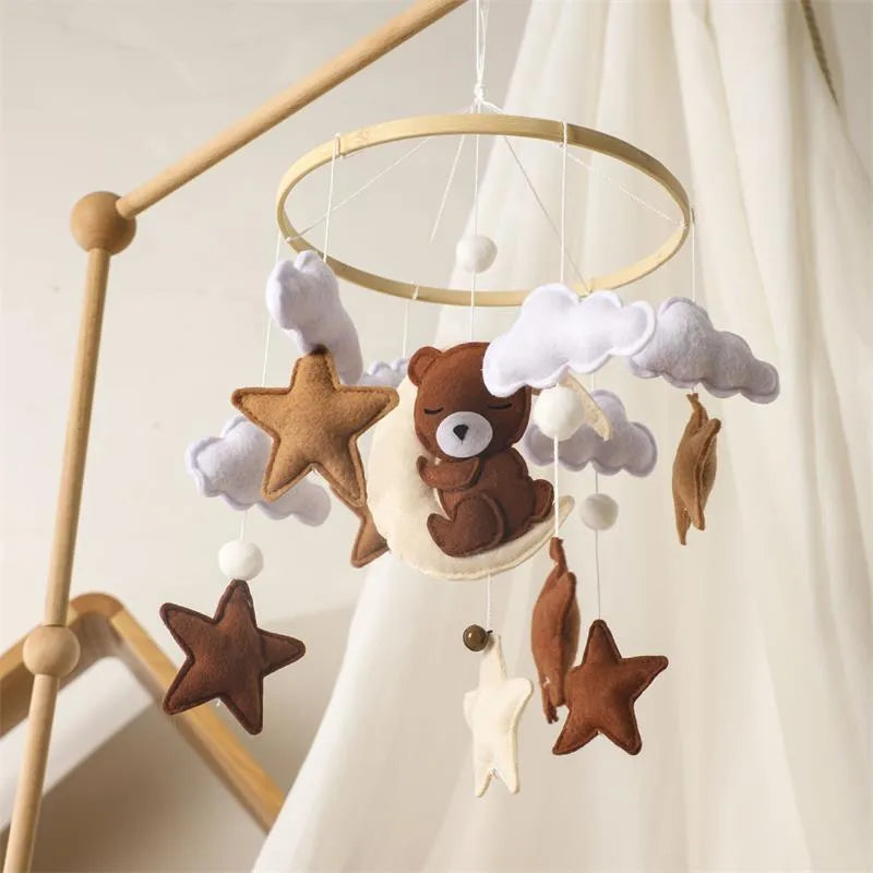 Nordic Style Felt Animal Bed Bell Hanging Decoration Baby Infant Carriage Hand Eye Coordination Hanging Ornament Bed Bell
