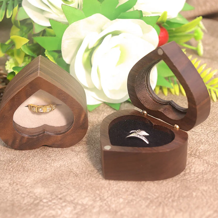 1 Piece Wood Retro Daily Festival Heart Shape Solid Color Jewelry Boxes
