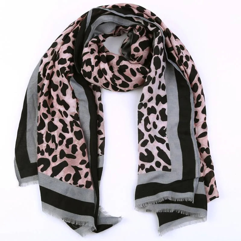 Women's Retro Classic Style Printing Leopard Cotton Scarf