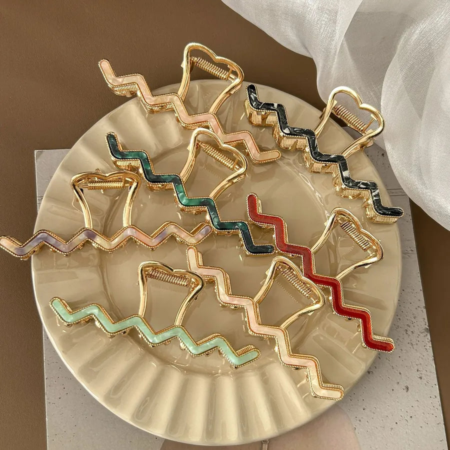 Elegant Women's Summer Spring Acetate Hair Clips Stylish Brain Back Shark Clip Wave Pattern Zinc Alloy Hair Accessories