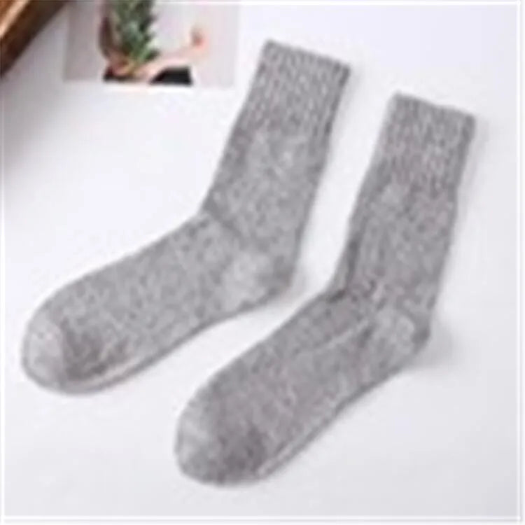 Autumn and winter men's socks men's parallel rabbit fur socks Japanese and Korean College casual men's socks [a generation]]