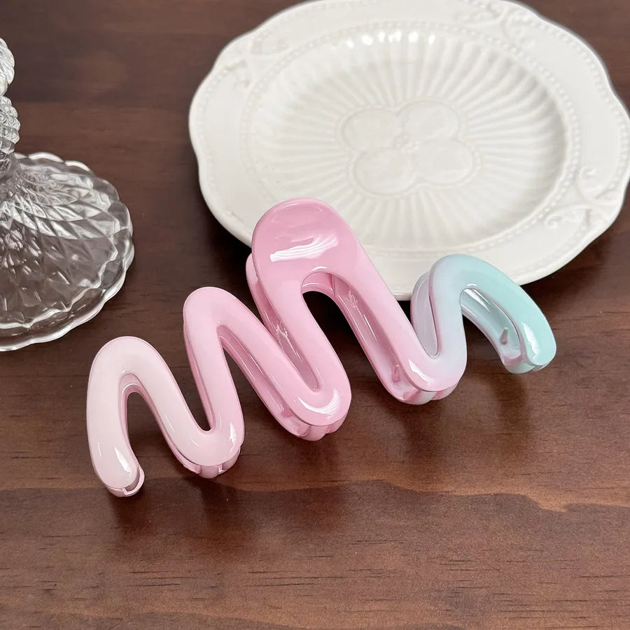 Dove Elegant Green Pink Gradient Shark Hair Clip Women's Luxury Sensation Headwear Perfect for Updos and Ponytails