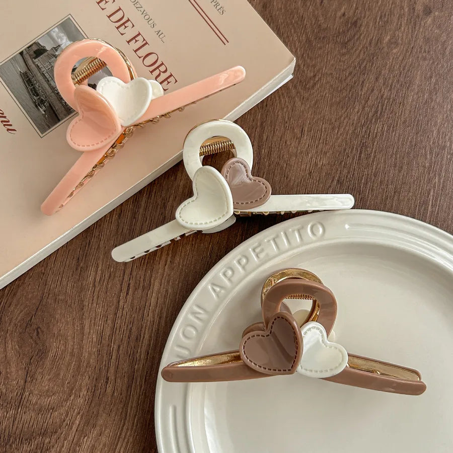 Elegant Sweet Milk Tea Color Heart Shaped Hair Clip Stylish Female Hair Accessories Charming Cute Shark Bite Hair Clip