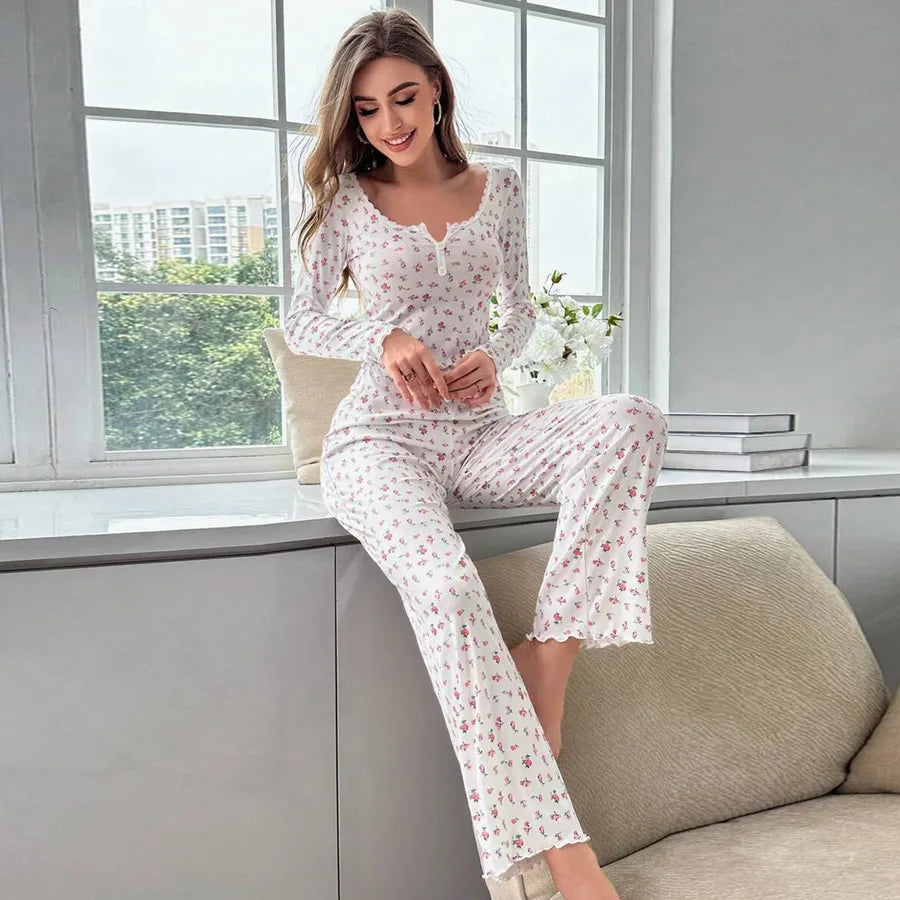 European Style Long Sleeve V-Neck Floral Print Sleepwear Set Women's Home Clothes With Cuffed Pants Thick Polyester Knitted Fabric