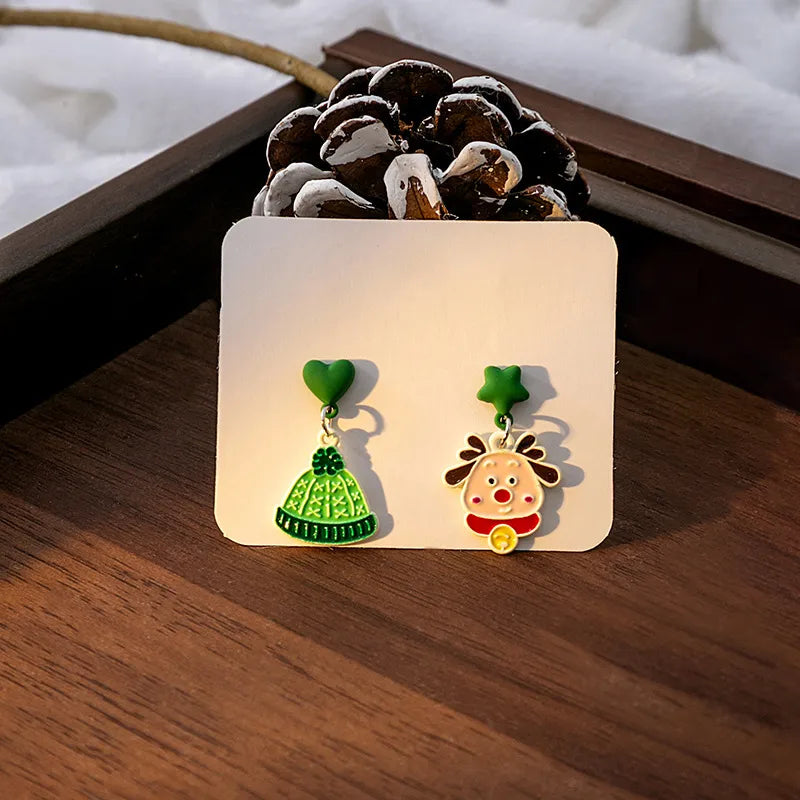 1 Pair Christmas Cute Penguin Santa Claus Christmas Socks Plating Alloy Drop Earrings