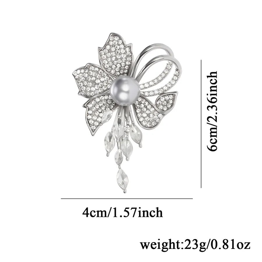 Elegant Pearl Alloy Flower Brooch Pin Women's Personality Design Lapel Pin Cute Romantic Animal Floral Pattern Office Selfie Suitable All Seasons
