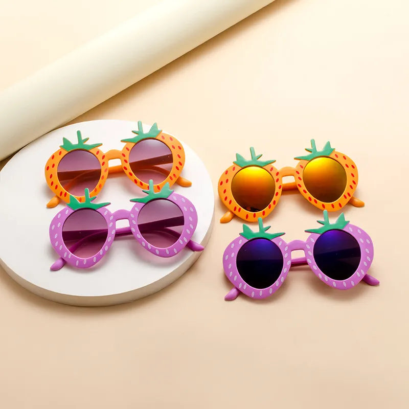 Cartoon Style Sweet Strawberry Resin Special-Shaped Mirror Rose Red Full Frame Kids Sunglasses