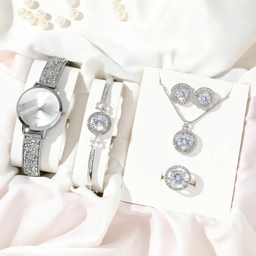 Lady Streetwear Round Jewelry Buckle Quartz Women's Watches