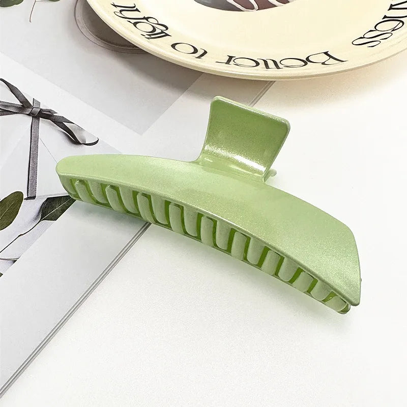 Thick Acrylic Hair Clips Cute Sweet Dopaamine Crown Grab Clips Shark Fin Sensation Solid Color Hair Clips For Women
