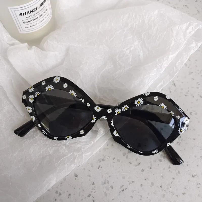 Black Kidsren's Dot Diamond Cute Cat Eye Male and Female Baby Sun Protection Personalized Fashion Sunglasses Colorful Pearl Sunglasses