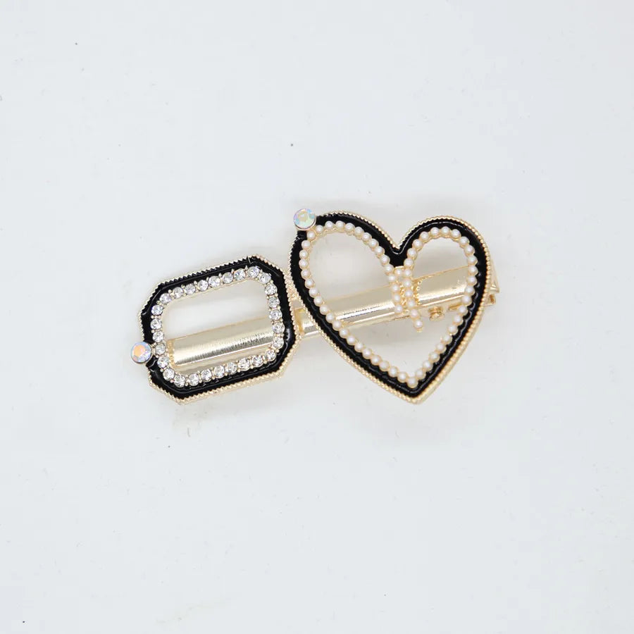 diamond-studded bow alloy hair clip