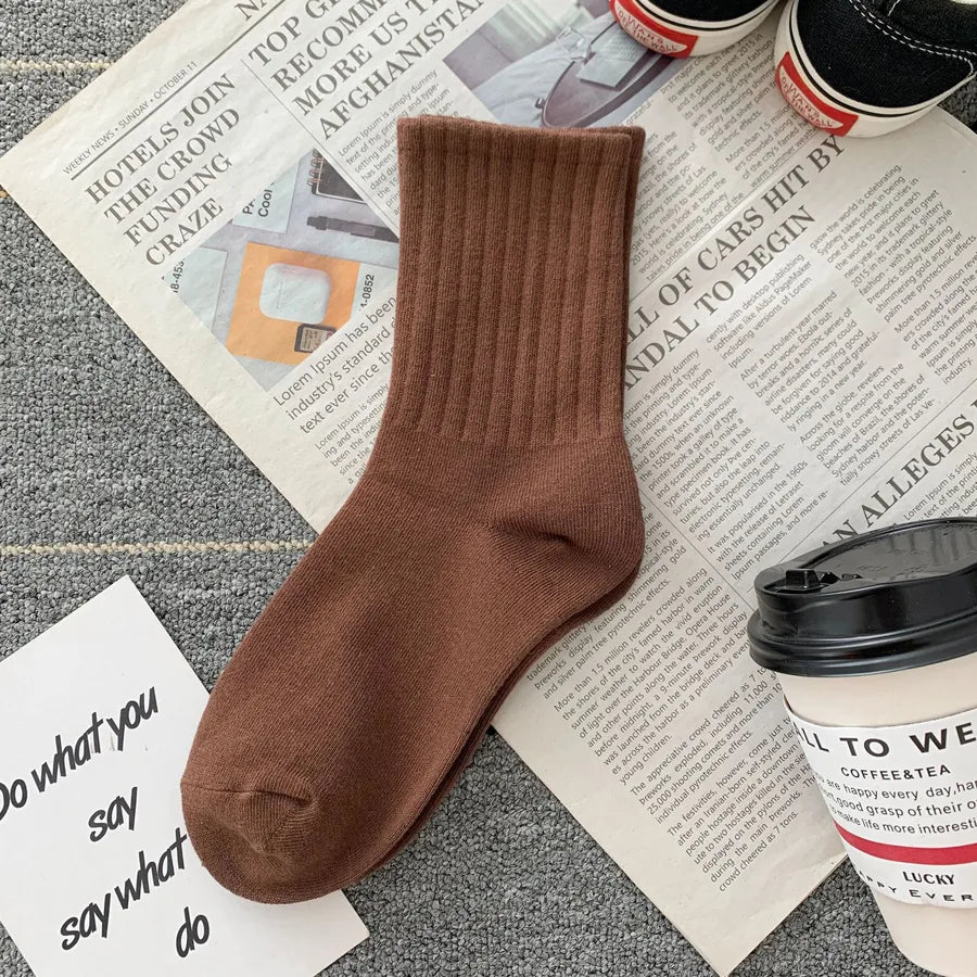 Women's Simple Style Solid Color Polyester Jacquard Crew Socks A Pair