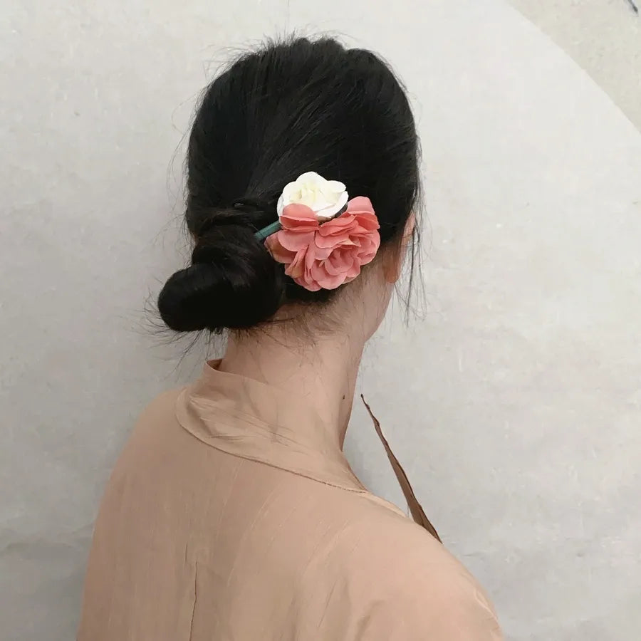 Super Fairy Artificial Flower Butterfly Flower Tassel Grip Female Sweet Style Unique and Exquisite Barrettes Ins All-Match Hair Accessories Fashion