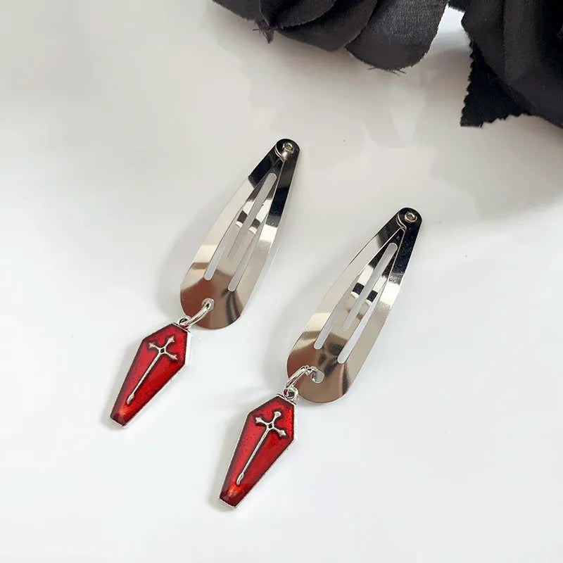 Retro Punk Women's Moon Heart Shape Butterfly Alloy Charm Hair Clips
