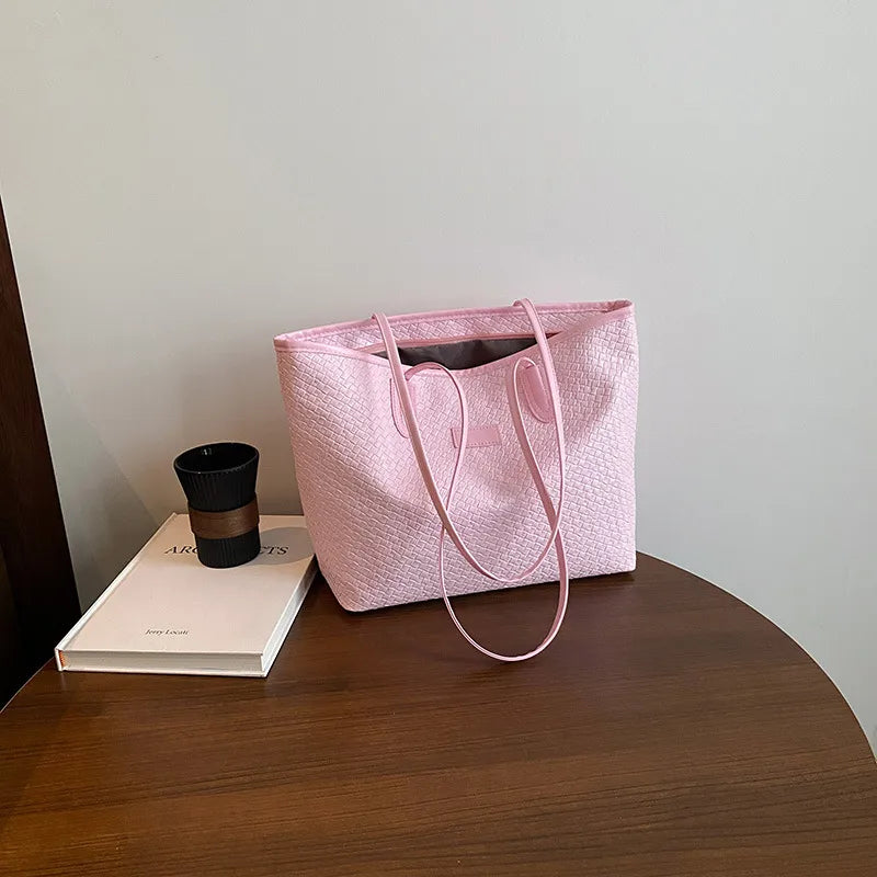New  Women's Bag All-Match Underarm Bag Fashion Shoulder Bag Commuter Tote Large Capacity Handbag New Style Bag