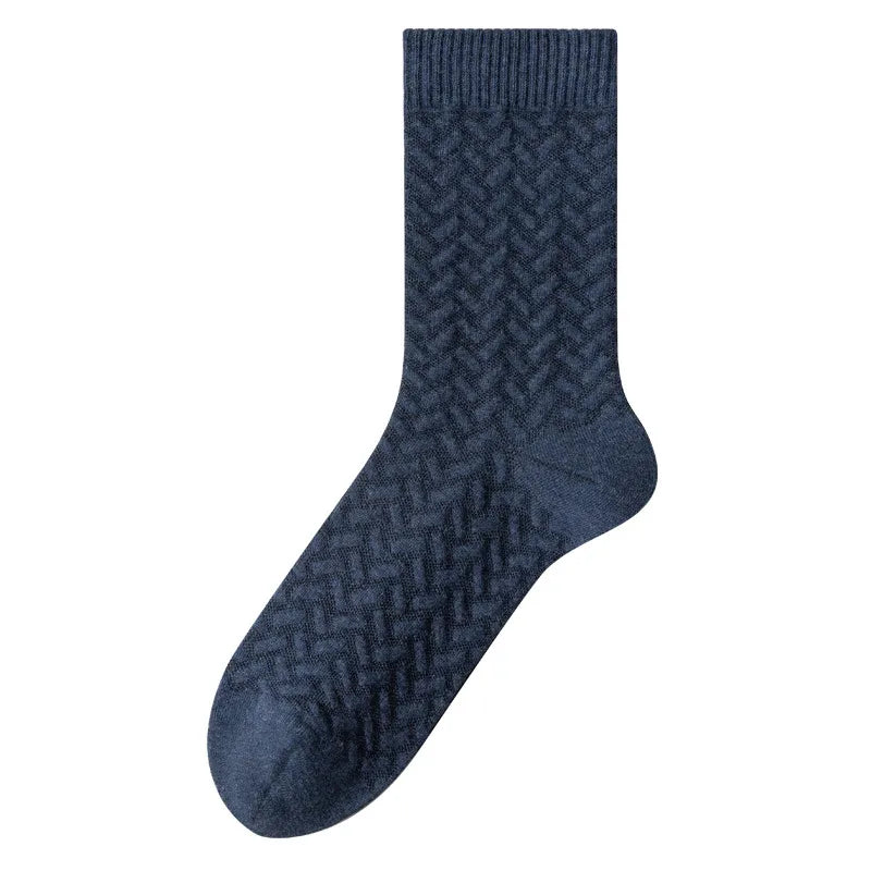 men's casual simple style solid color cotton crew socks a pair