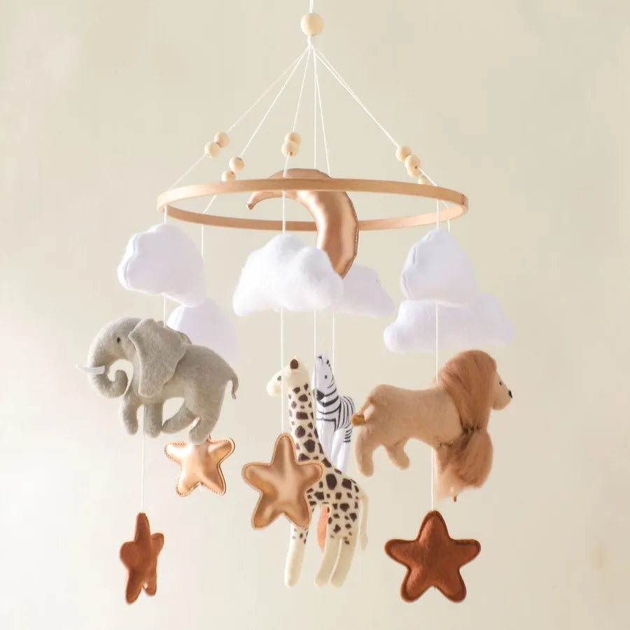 Nordic Style Felt Animal Bed Bell Hanging Decoration Baby Infant Carriage Hand Eye Coordination Hanging Ornament Bed Bell