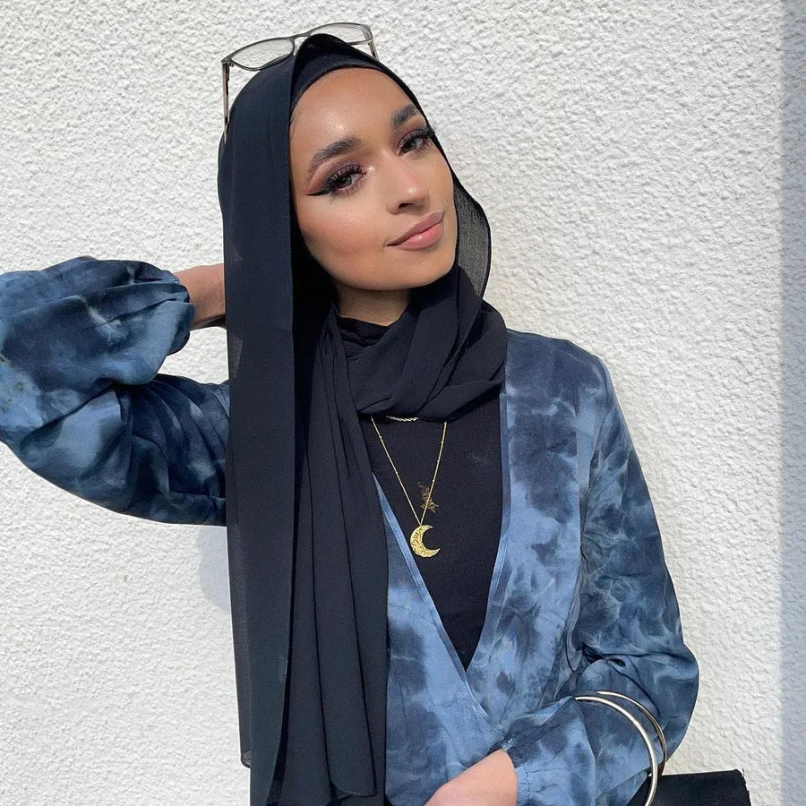 Women's Casual Elegant Simple Style Solid Color Chiffon Printing and Dyeing Hijab