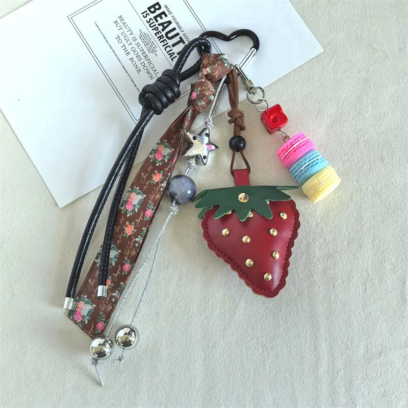 Creative Leather Strawberry Keychain Cute Bag Charm Mobile Phone Chain Accessory Luxury Artificial Leather Wedding Graduation Birthday