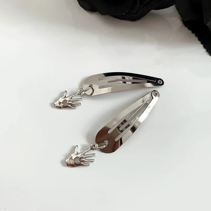 Retro Punk Women's Moon Heart Shape Butterfly Alloy Charm Hair Clips