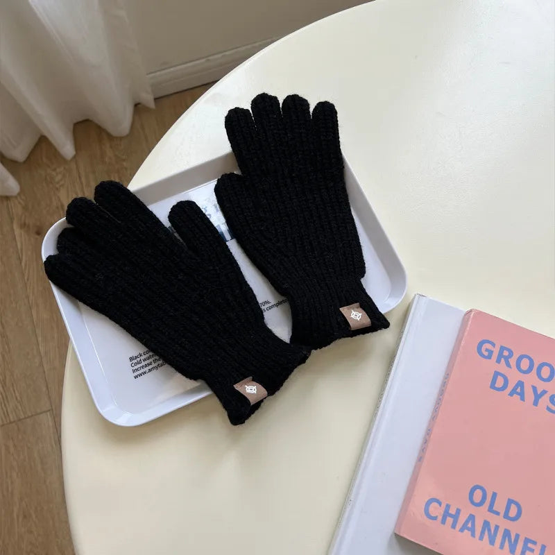 women's simple style solid color gloves 1 set
