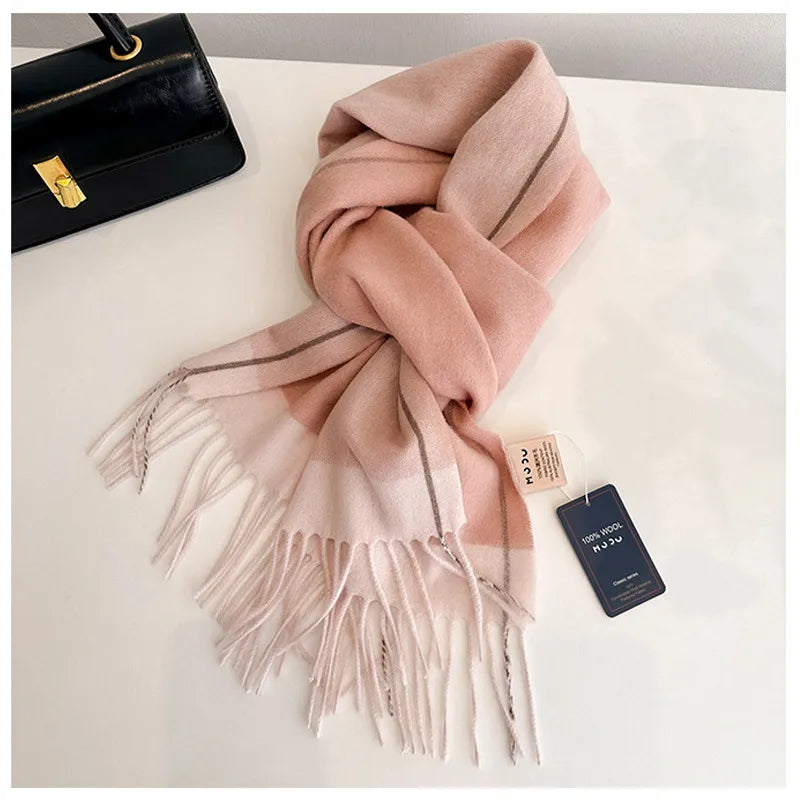 Women's Simple Style Solid Color Fleece Tassel Scarf
