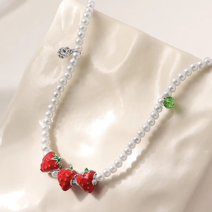 Sweet Strawberry Imitation Pearl Alloy Beaded Chain Beaded Necklaces Wholesale