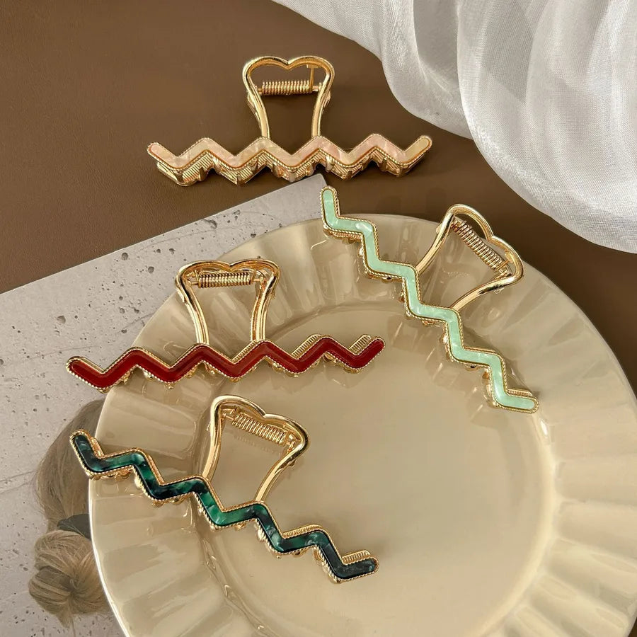 Elegant Women's Summer Spring Acetate Hair Clips Stylish Brain Back Shark Clip Wave Pattern Zinc Alloy Hair Accessories