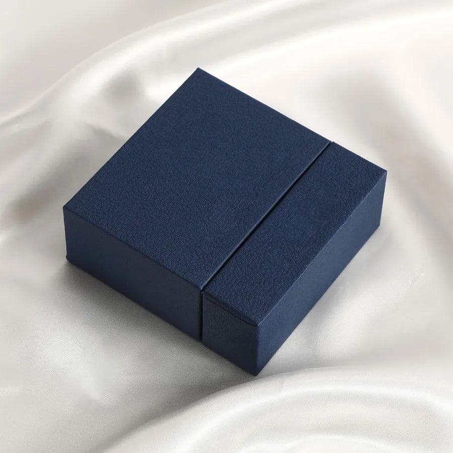 1 Piece Cardboard Casual Elegant Lady Holiday Banquet Selfie Solid Color Jewelry Boxes