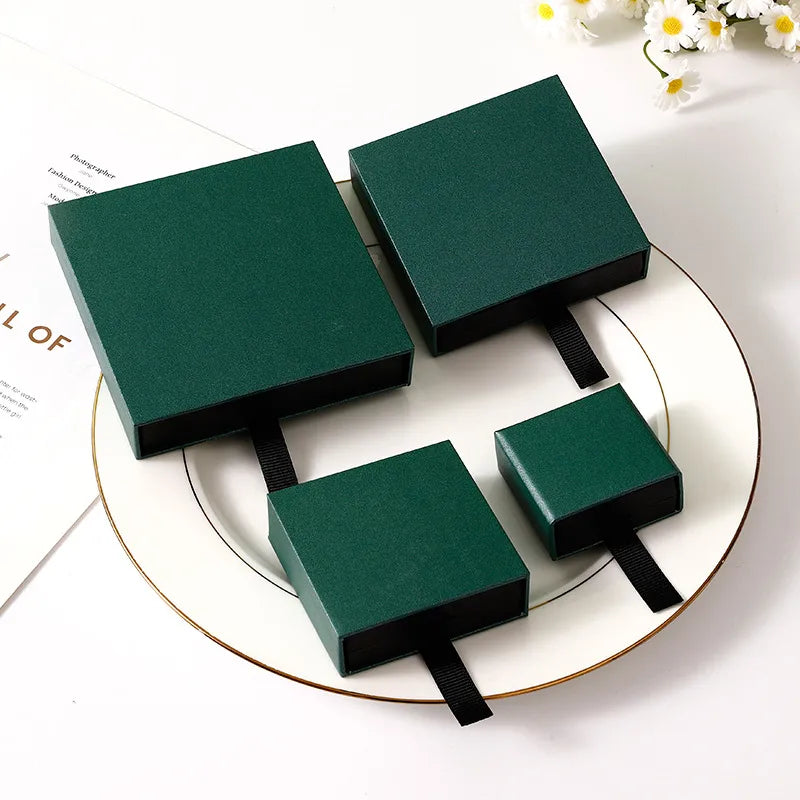 1 Piece Paper Luxurious Daily Date Solid Color Jewelry Boxes