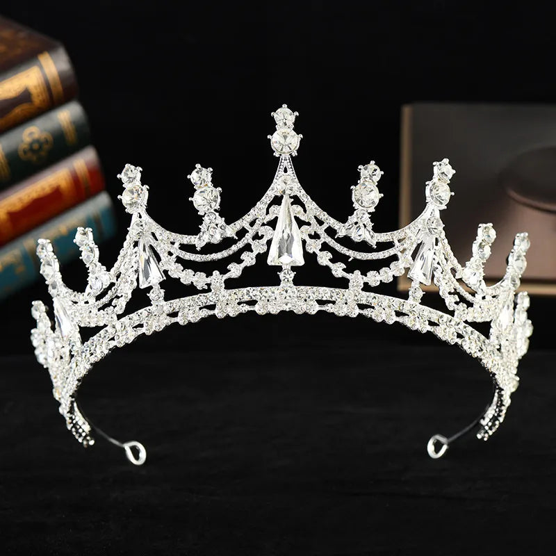 Women's Elegant Crown Alloy Diamond Crown