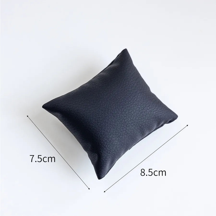Velvet Fabric Bracelet Display Stand Counter Top Sponge Cushion Leather Surface Jewelry Accessory Premium Feeling Integrated Style