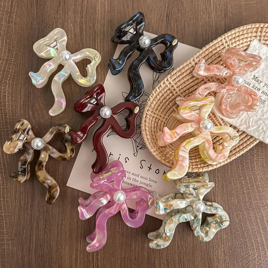 Light Luxury Elegant Butterfly Pearl Zircon Hair Clip for Women Summer Niche Design High-end Shark Clip Large Hair Bun Claw Clip