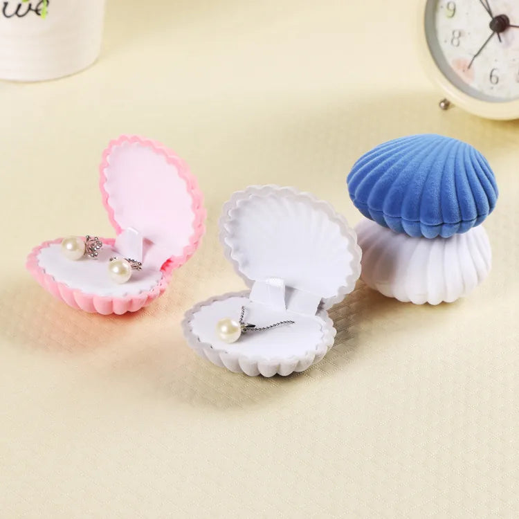 simple style commute solid color shell plastic jewelry boxes