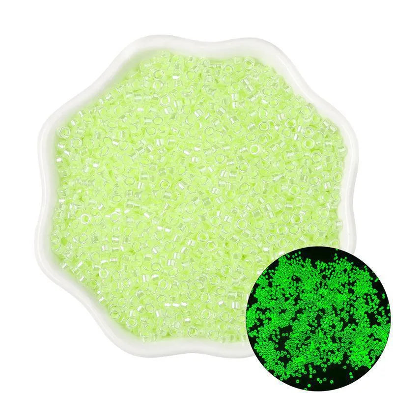 1 Pack Glass Solid Color Beads