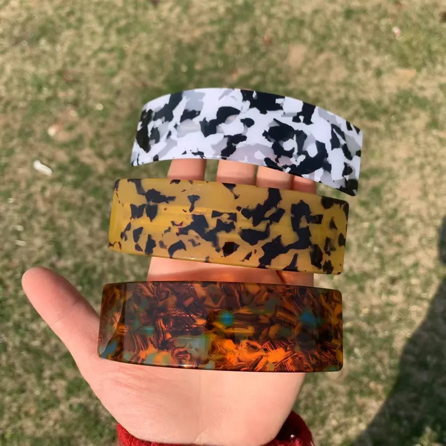 Vacation Women's Marble Leopard PVC Hair Clip