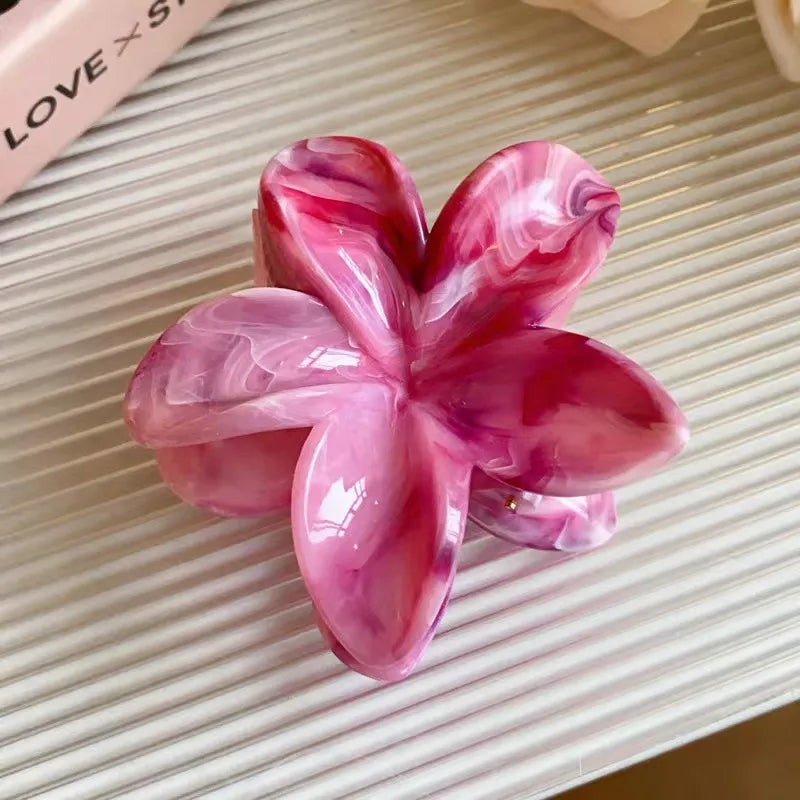 Elegant Bohemian Beach Women's Plumeria Plastic Hair Claws