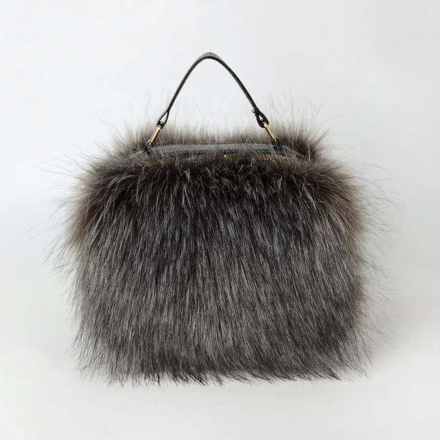 New Fashion Furry Personalized Niche Design Crossbody High Sense Imitation Raccoon Fur Fur Plush Hand-Carrying Bag Bag for Women