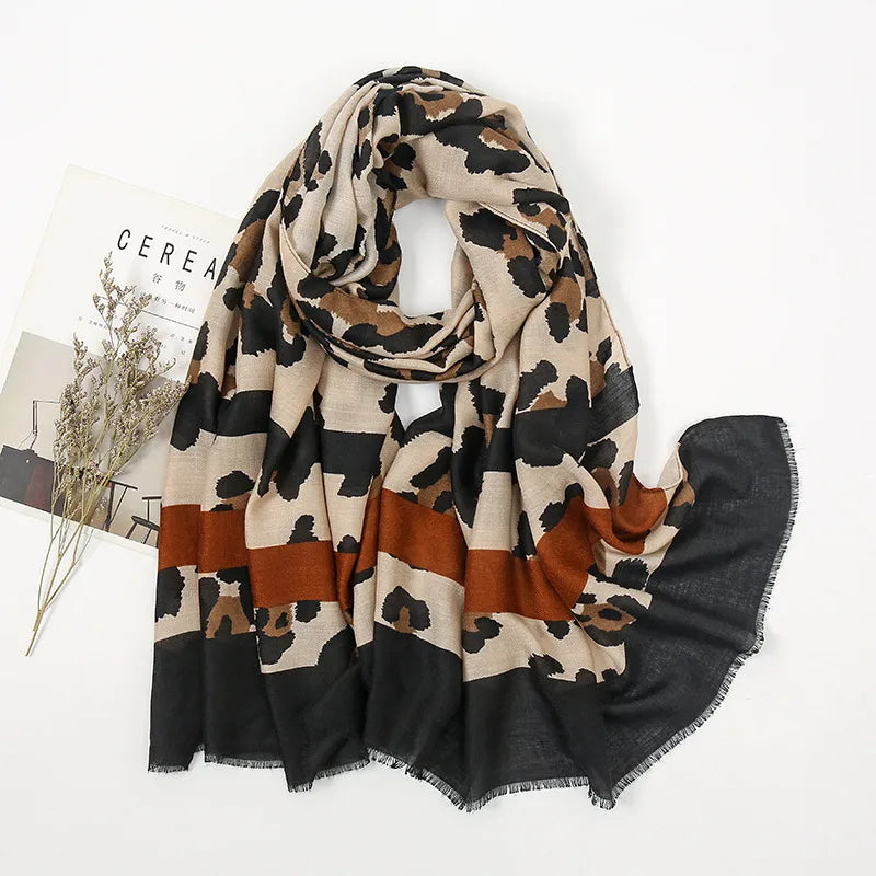 Women's Vintage Style Leopard Polyester Silk Scarf