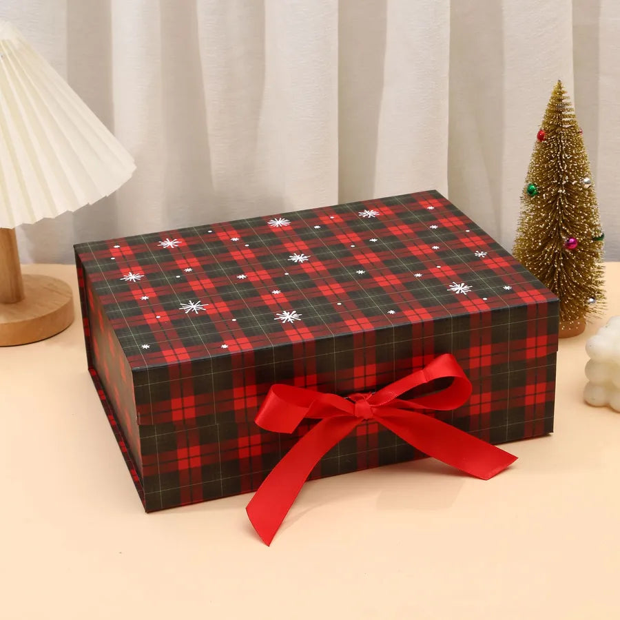 Christmas Gift Box Butterfly Knot Magnetic One-Piece Packaging Box Elegant Simple Style White Card Paper Christmas Gifts