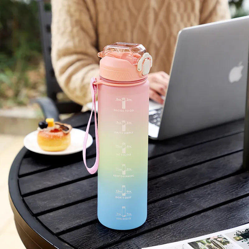 Casual Gradient Color Plastic Silica Gel Water Bottles 1 Piece